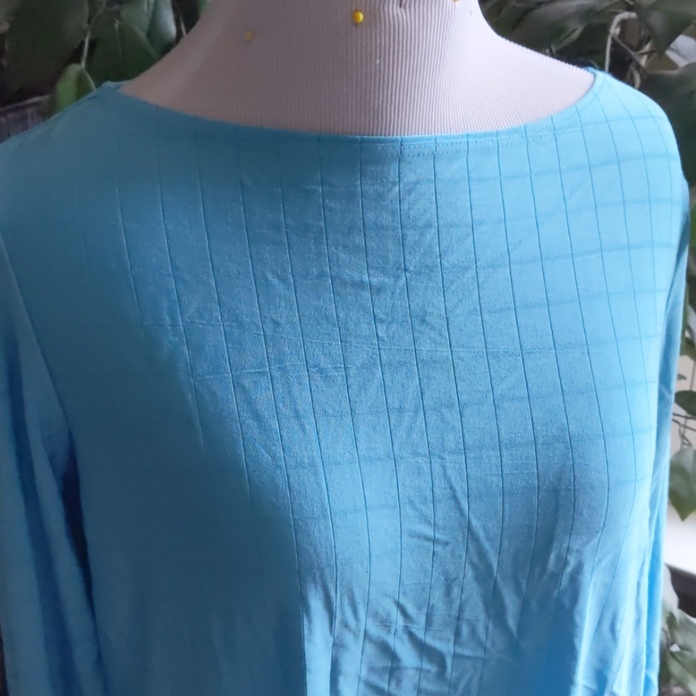 Lt blue top